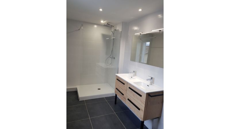 salle de bain à la Vourey