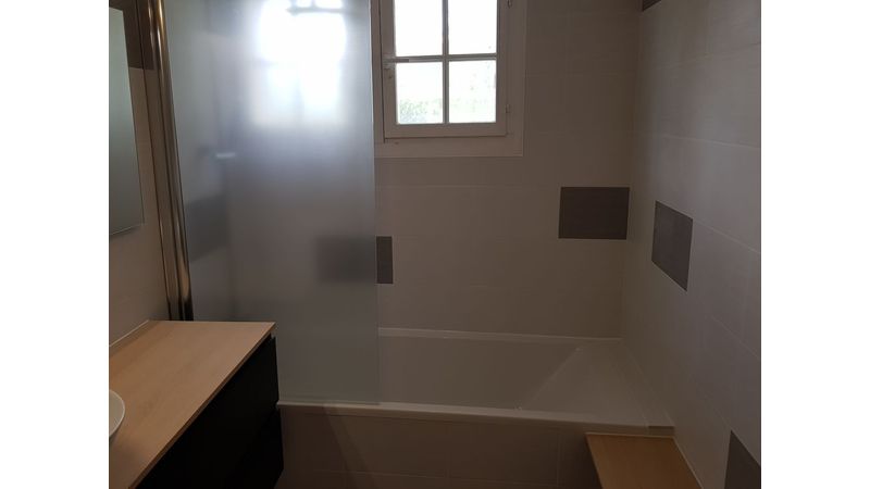 salle de bain à la Buisse