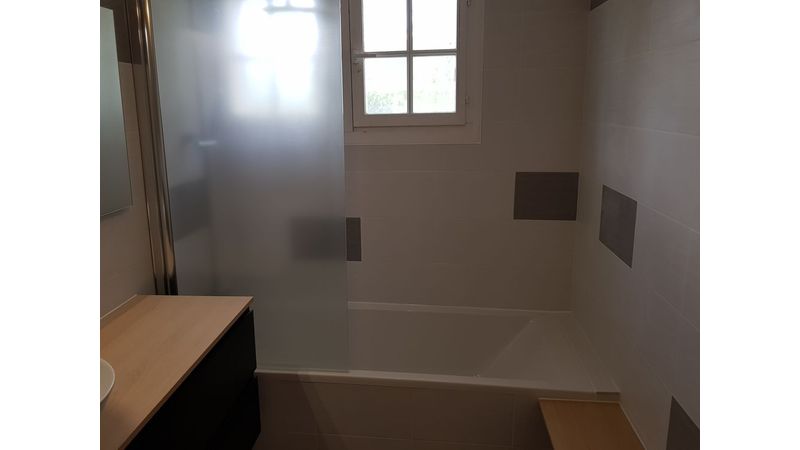 RENOVATION D'UNE SALLE DE BAIN A LA BUISSE