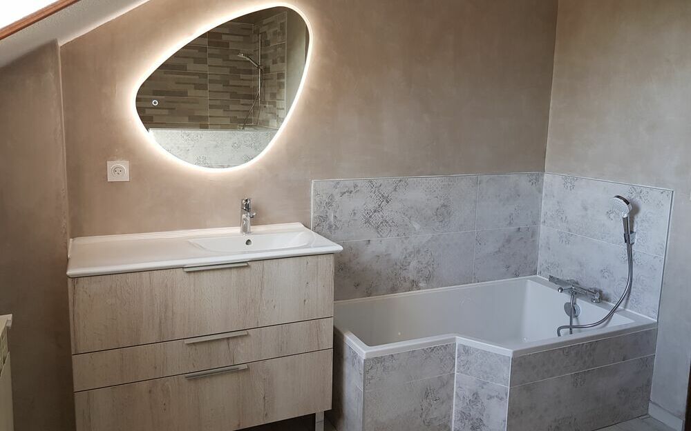salle de bain à Moirans