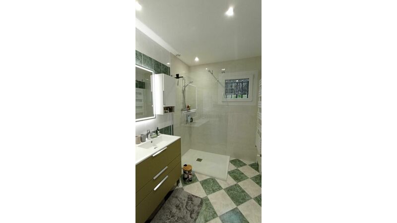Rafraichissement d'une salle de bain à Voiron