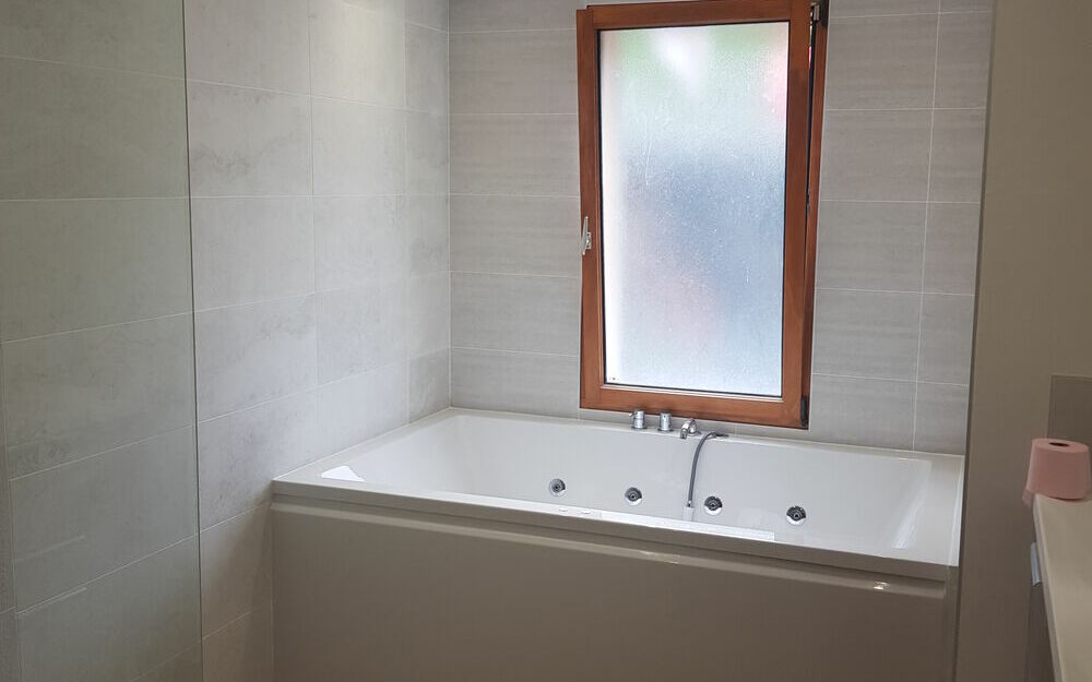 Transformation d'une salle de bain à la Murette